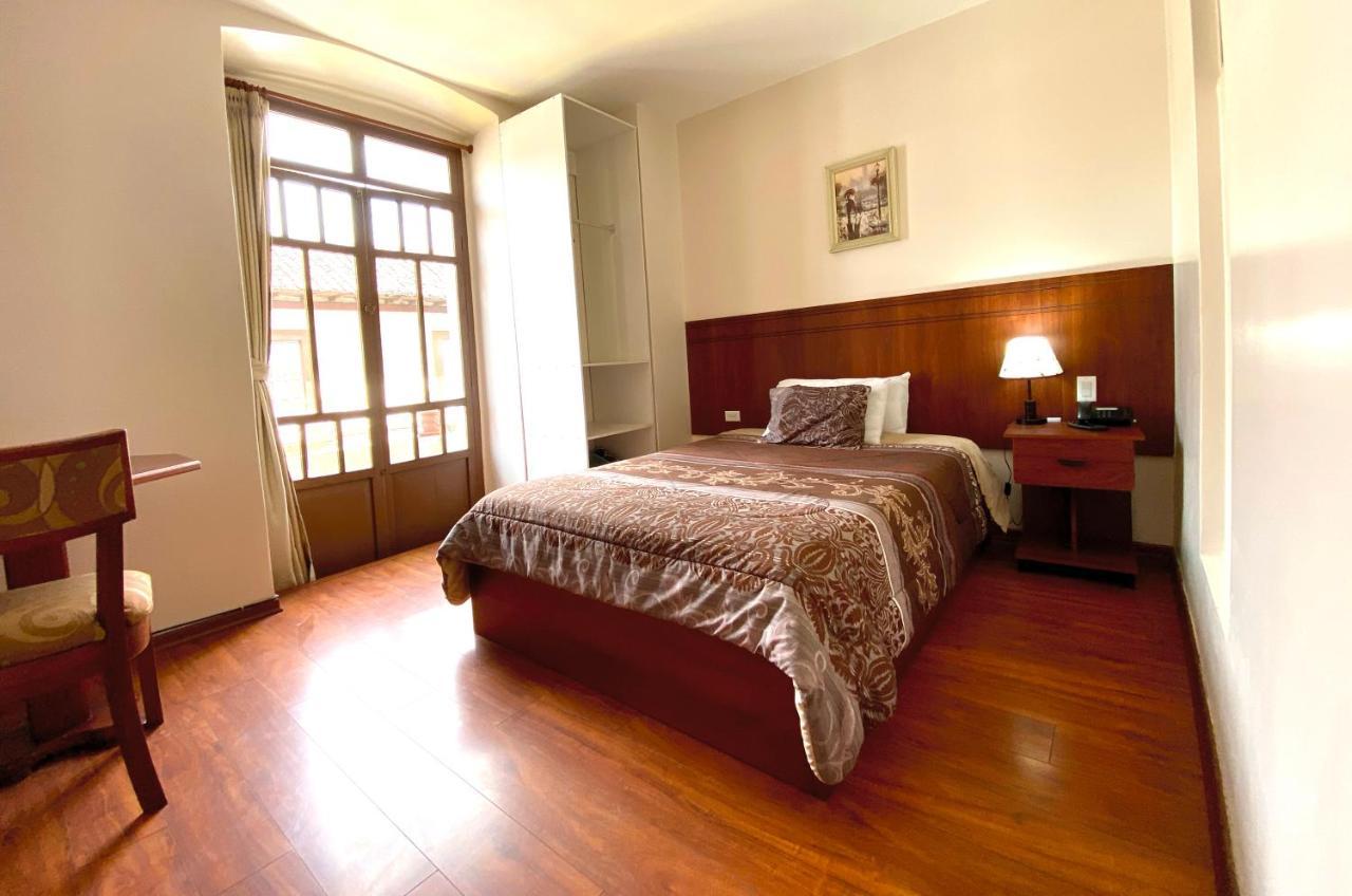 Rio Hotel Riobamba Exterior photo